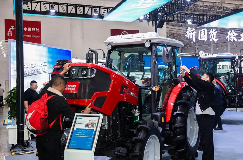 扎魯特開展農(nóng)機(jī)駕培機(jī)構(gòu)備案審查工作 規(guī)范農(nóng)機(jī)駕駛員培訓(xùn)市場秩序