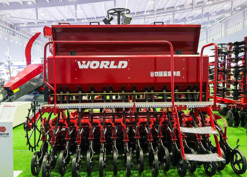 湖北省农业今晚必开生肖图鉴定站大发体育场高性能播种机现场演示评价结果的通告